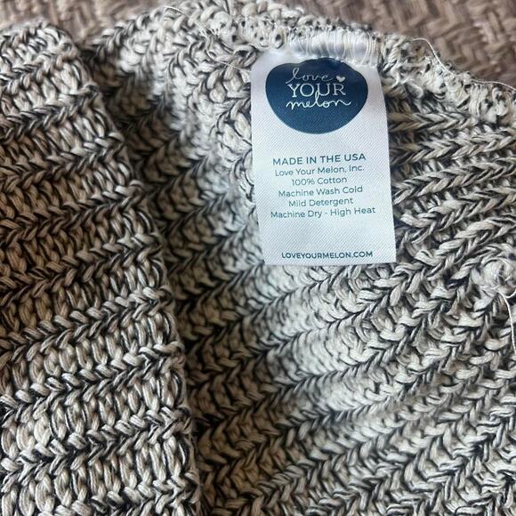 Love your melon gray beanie (NEW WITHOUT TAG) - Picture 3 of 3